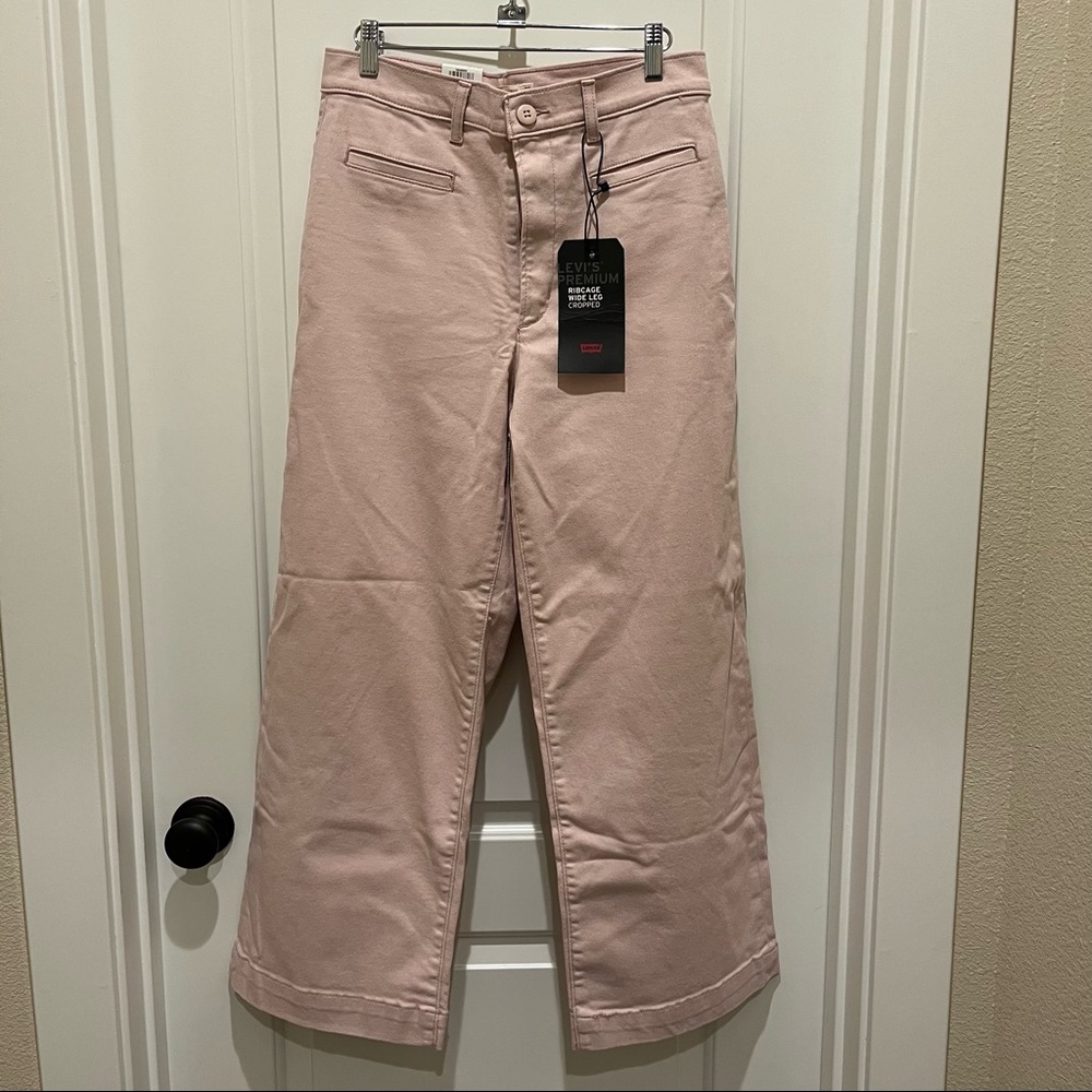 Levi’s ribcage cropped pants with the tag still on! - Picture 2 of 6